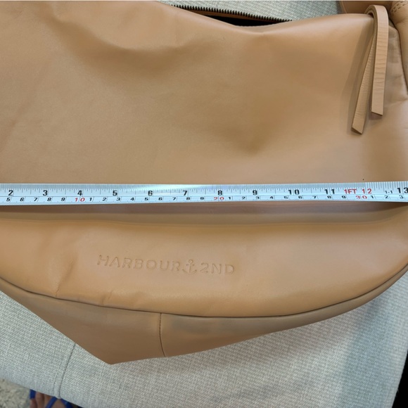 NWT handbag - Picture 9 of 12